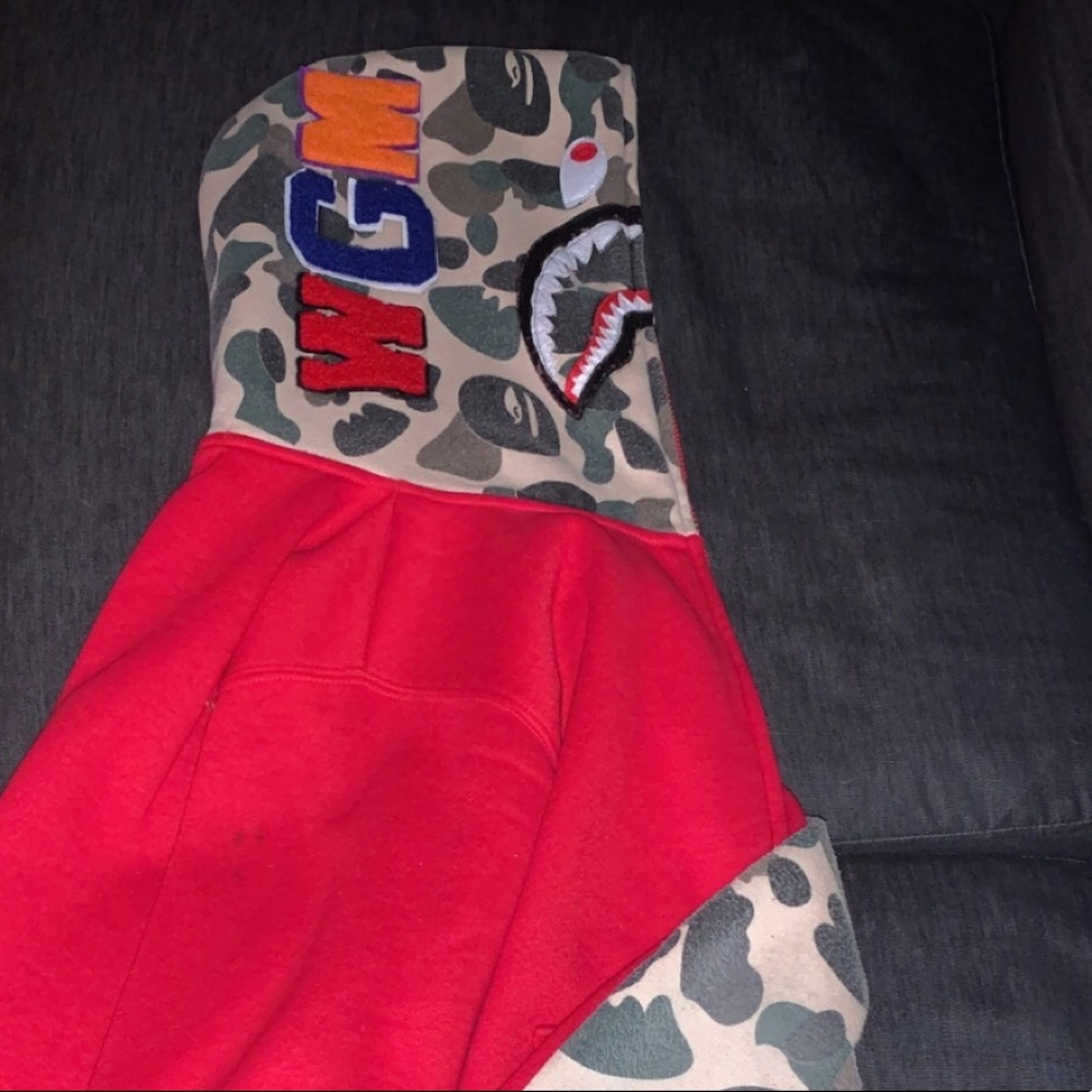 bape 1st camo red hoodie